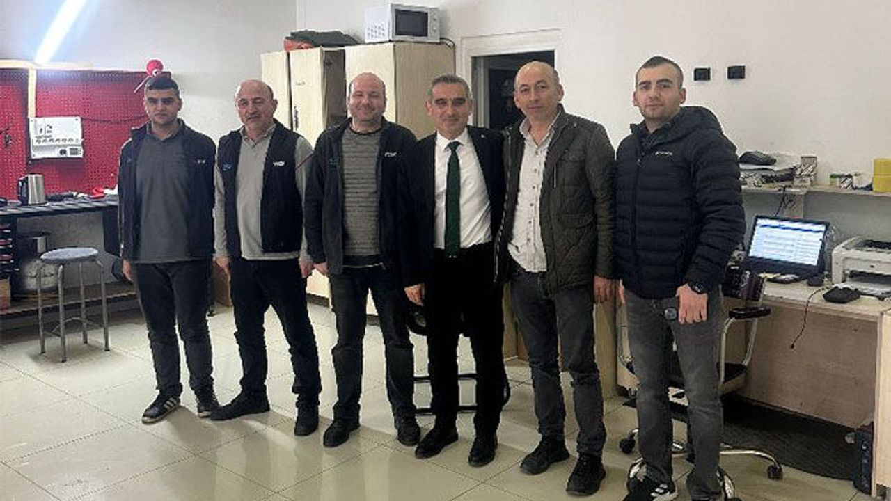 Bayraktar Seçim çalışmalarına Yenimahalle’de Devam ediyor