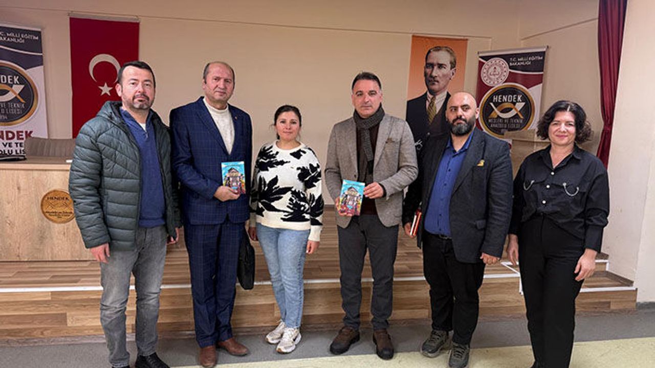 Hendek Edebiyat Günleri Devam Ediyor