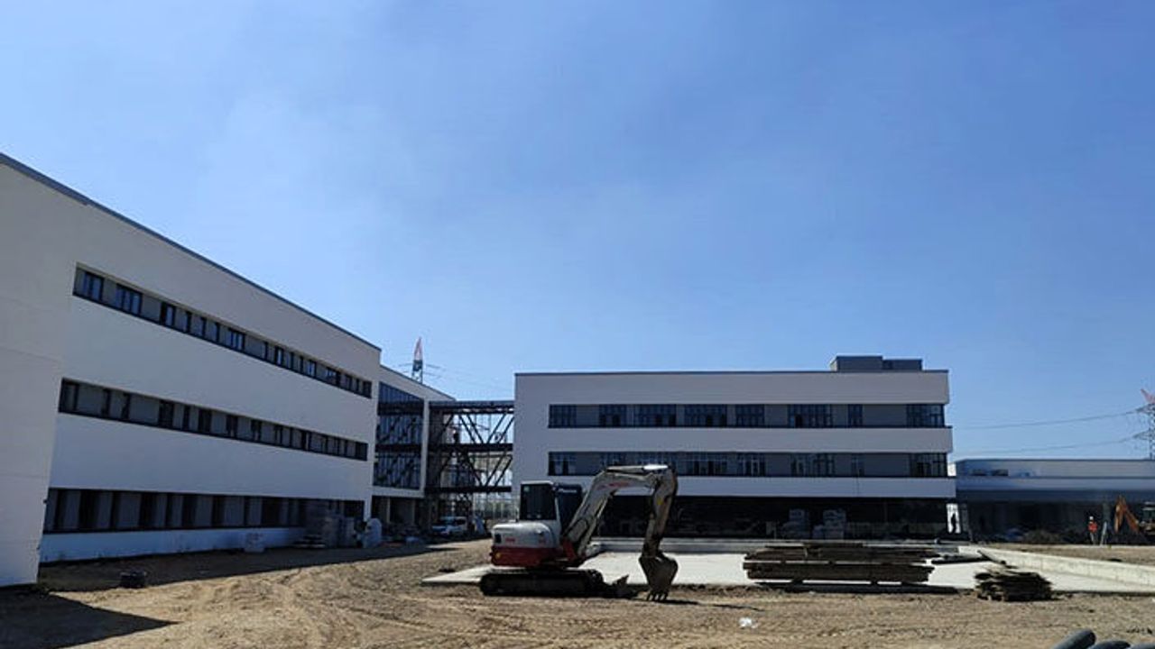 Hendek MYO’nun Yeni Binası Yüzde 95 Tamamlandı