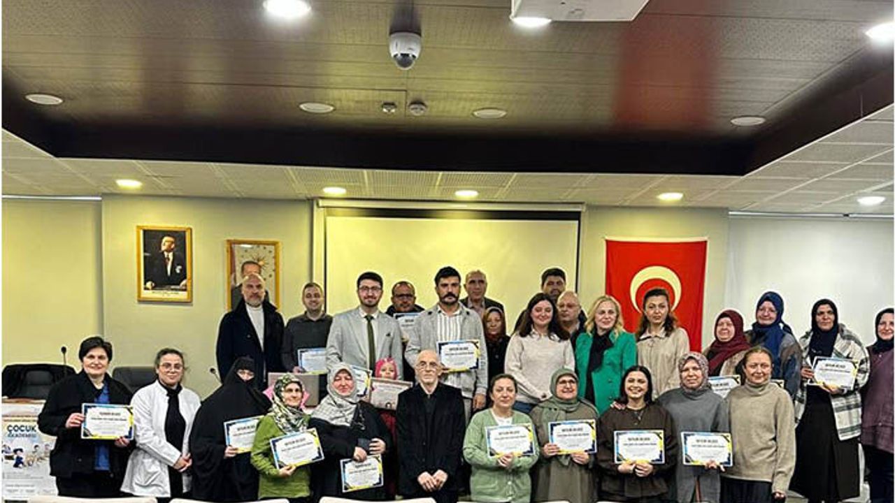 Hendek’te Yatağa Bağımlı Hasta Bakımı Eğitimi Yoğun İlgiyle Tamamlandı