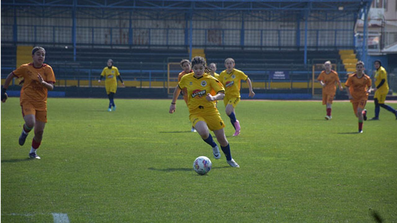 Serdivan 1907 Spor:5 Düzce 1905 Spor:2