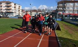 Şampiyonlar Halk Eğitim Merkezinde Yetişiyor
