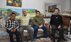 3 Engelli Oğluna Hem Annelik, Hem Babalık Yaptı