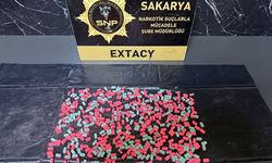 Hendek’te Uyuşturucu Operasyonu: 465 Adet Ecstasy Hap Ele Geçirildi