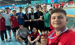 Minikler Güreş Türkiye Şampiyonasından Büyük Başarı İle Döndü