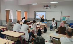 Hendek Atike Hanım Lisesi Öğretmenlerine Tip 1 Diyabet Eğitimi Verildi