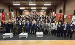 Yeniden Refah Hendek İlçe Divan Toplantısı Gerçekleştirildi