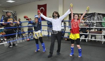 HENDEK MUAY THAİ KULÜBÜ AMATÖR HAFTASI MÜSABAKALARI
