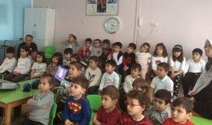 ÖĞRENCİLER GÖSTERİMLE UZAYI VE GEZEGENLERİ GÖRDÜ