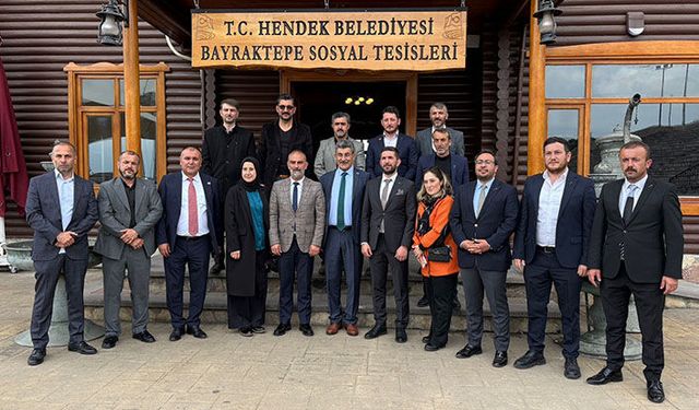 Anahtar Parti’den Hendek’te Saha Ziyaretleri