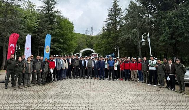 Hendek’te “Orman Benim” Etkinliğiyle Doğaya Sahip Çıkıldı