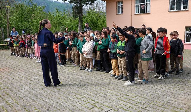 Hendek’te Okul Bahçesi Su Müfettişlerinin Eğitim Alanına Dönüştü