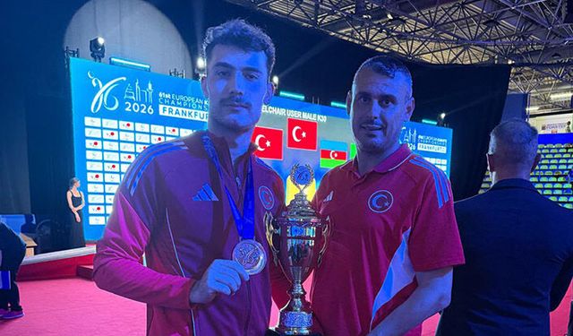 Kayacık ve Temizel Fas Yolcusu