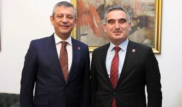 CHP Hendek’te Siyasi Deprem! İlçe Başkanı ve Yönetimi Yeni Parti’ye mi Katılıyor