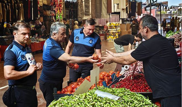 Zabıta Ekiplerinin Pazar Yerinde Denetimleri Sürüyor…