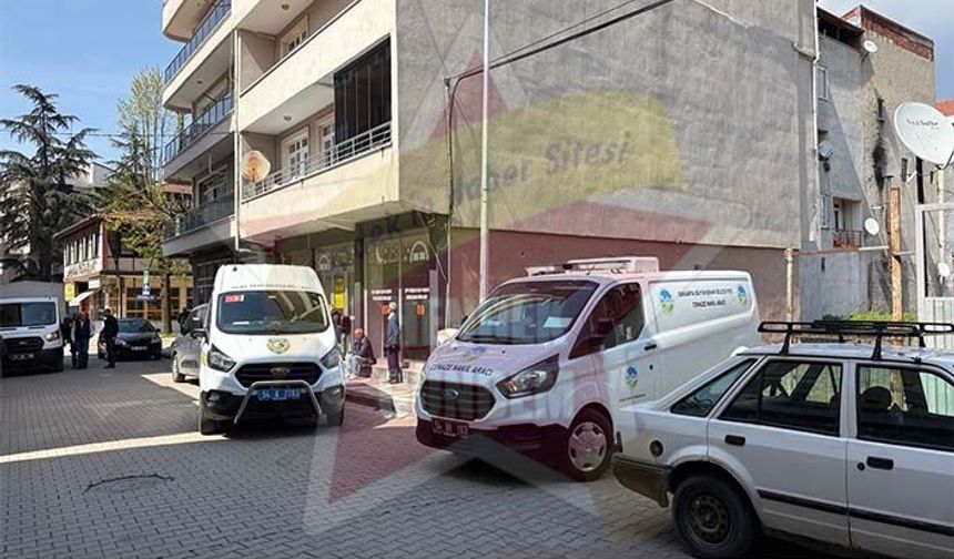 Evinde Ölü Bulundu