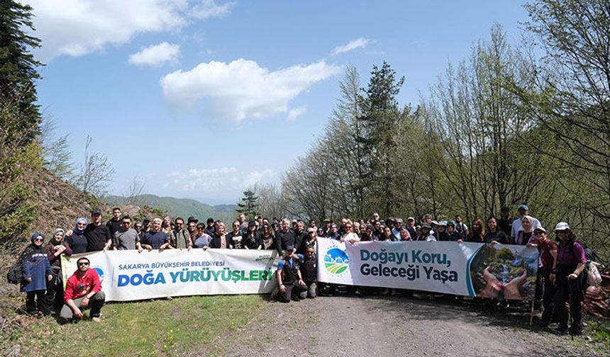 Doğaseverler Hendek Yaylalarında İki Mevsimi Aynı Günde Yaşadı