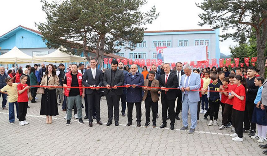 Dünya Şampiyonu Halterci, Hendek’te Bilim Fuarına Katıldı