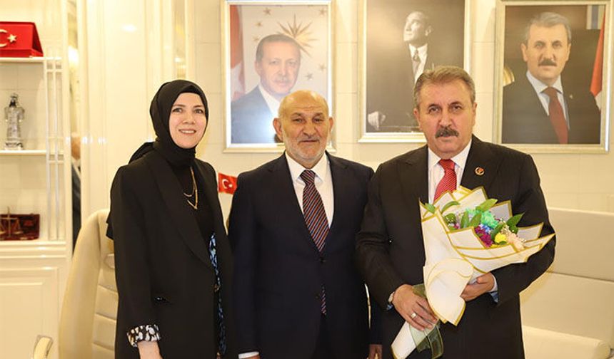 Büyük Birlik Partisi (BBP) Genel Başkanı Mustafa Destici Sakarya’da