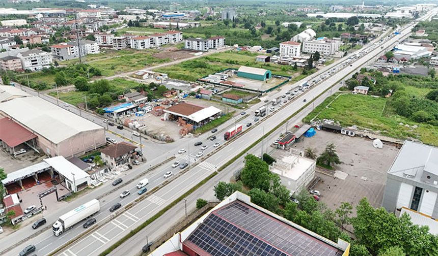 Hendek Trafiğinde Bayram Yoğunluğu Başladı