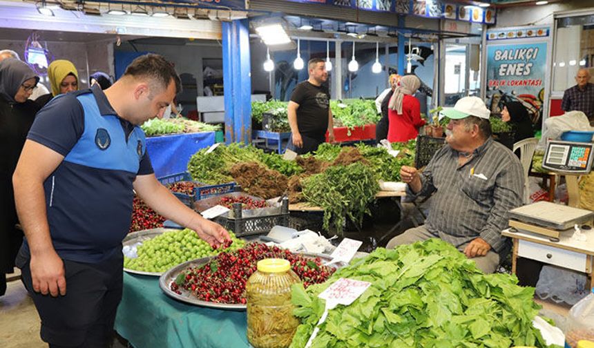 Hendek Belediyesi Zabıta Ekiplerinden Pazar Yerinde Denetim