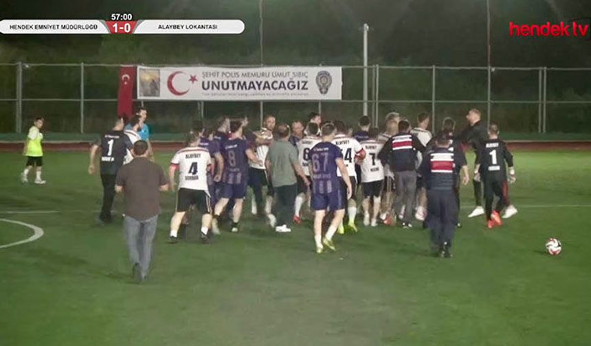 Hendek Kaymakamlık Turnuvasında Olaylı Maç