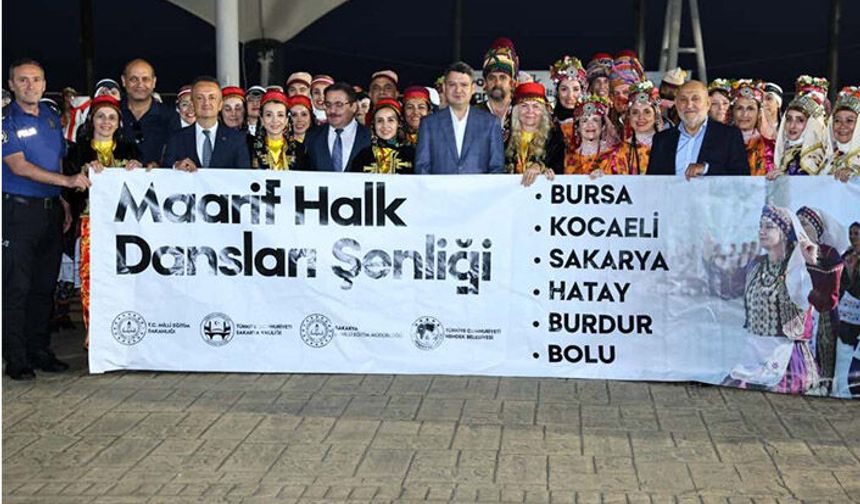 Bayraktepe’de Maarif Halk Dansları Şenliği Büyük Beğeni Topladı