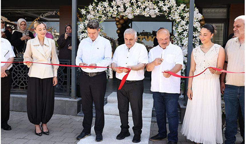 Yenimahalle’de Twinteam Spor Salonu Açılışı Yapıldı