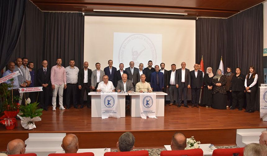 Batum Gürcü Kültür Derneğinde Nişancı ve Ekibi Güven Tazeledi