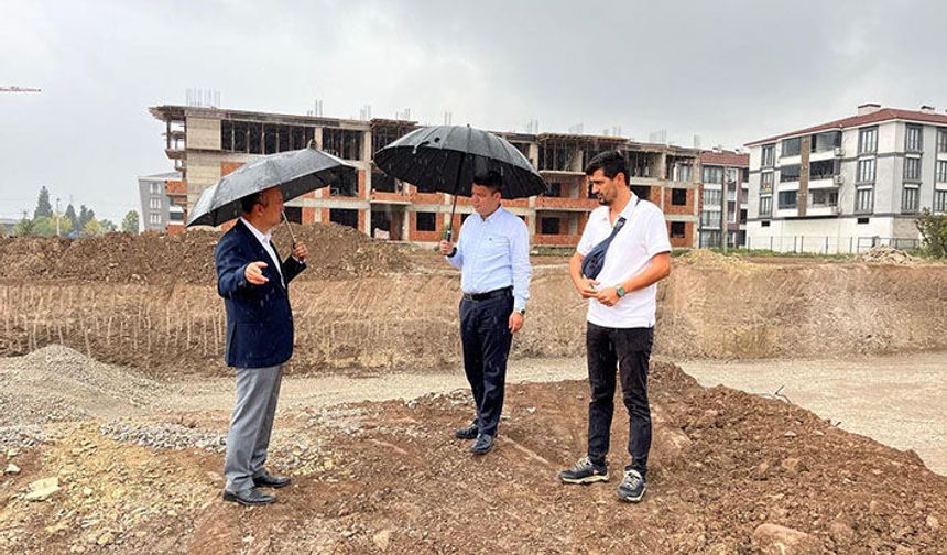 Gökpınar, İlçedeki Eğitim Yatırımlarını Yerinde İnceledi