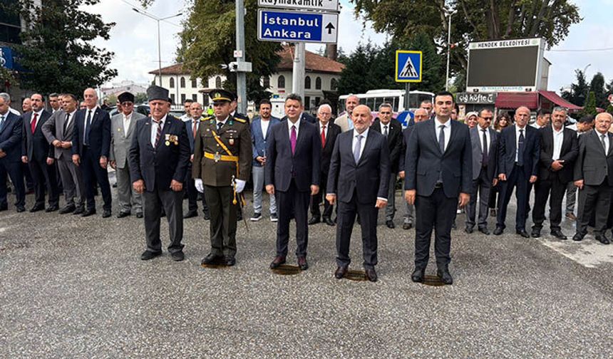 Zaferin 104. Yılı Hendek’te Coşkuyla Kutlandı