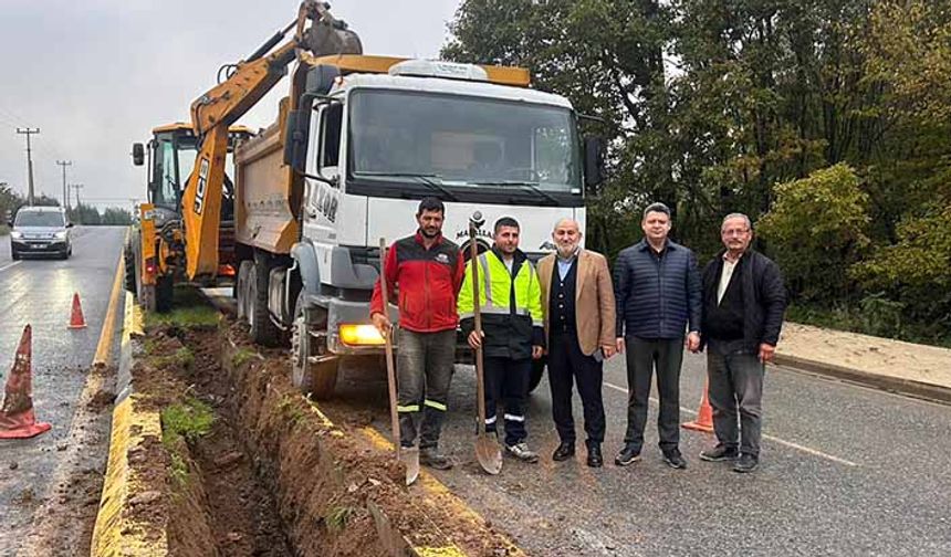 Hendek Devlet Hastanesi Yolunda Aydınlatma Çalışmaları Başladı