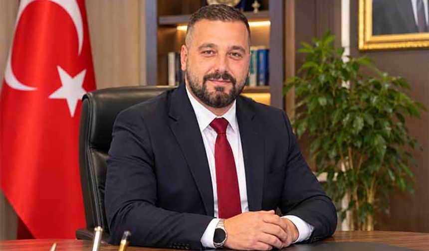 Demokrasi Atamayla Değil, Milletin İradesiyle Yaşar